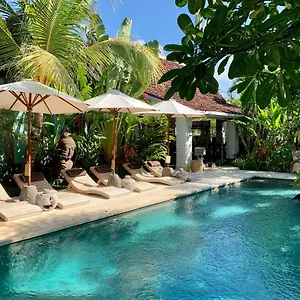villa-hari-indah.ubudhotelsnow.com/